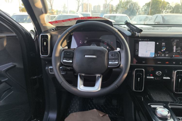 Used Haval DARGO 2021 1.5T DCT Two-Wheel Drive "Mǎquǎn" Edition Steering Wheel