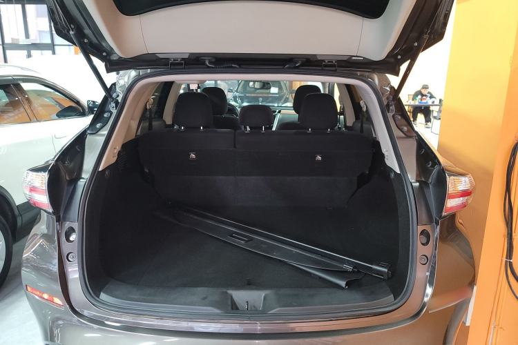 Used Nissan Murano 2021 2.5L XE Two-Wheel Drive Elite Edition Trunk