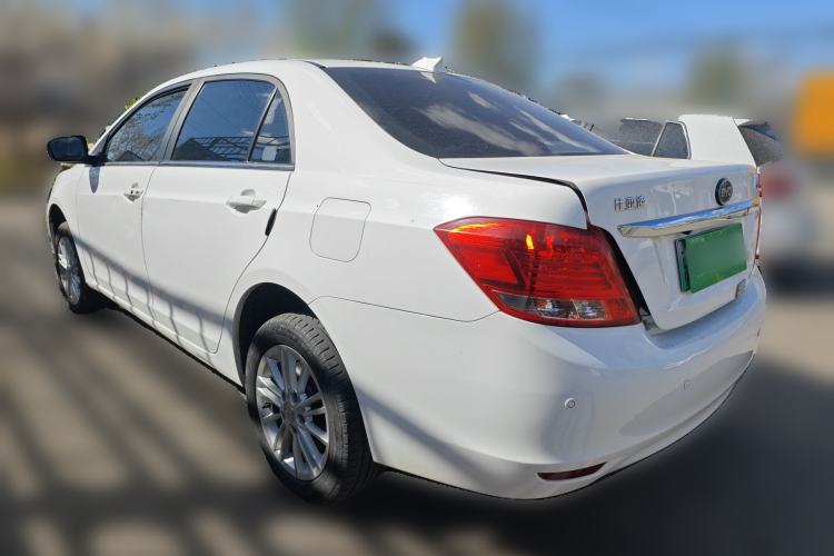 Used BYD e5 2018 450 Smart Connect Enjoyment Version