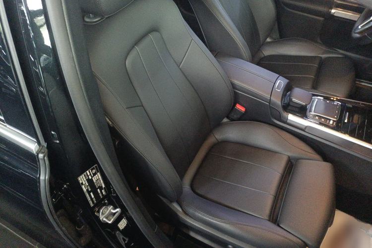 Used Mercedes-Benz GLB 2021 GLB 200 Fashion Model Right Front Seat