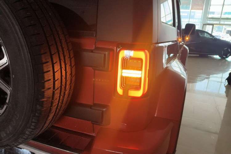 Used BAIC Off-Road BJ40 2020 2.0T Automatic Four-Wheel Drive Urban Hunter Edition Chivalrous Type
