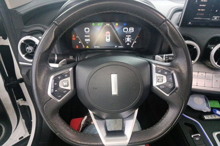 Used Wey VV7 2019 Upgraded Model 2.0T Flagship Version China VI