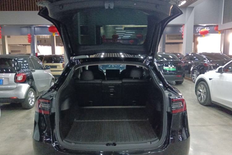 Used Tesla Model Y 2022 Rear-Wheel-Drive Version
