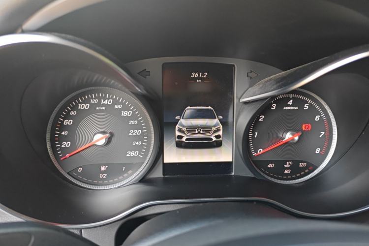 Used Mercedes-Benz GLC 2017 GLC 260 4MATIC Luxury Model