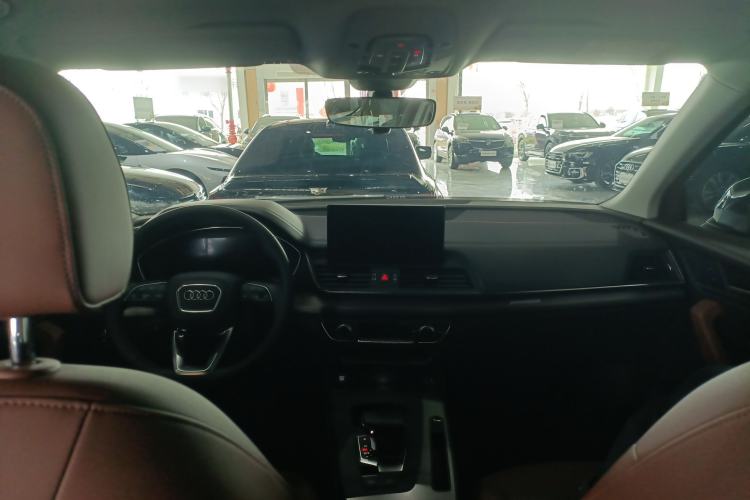 Used Audi Q5L 2022 40T Fashionable and Elegant Model
