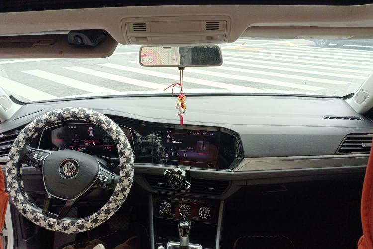 Used Volkswagen Sagitar 2021 280TSI DSG Excellence Edition Center Console