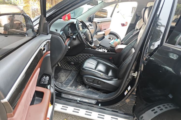 Used GAC Trumpchi GS8 2017 320T Two-Wheel Drive Luxury Smart Connectivity Version (7 Seats) Driver Seat