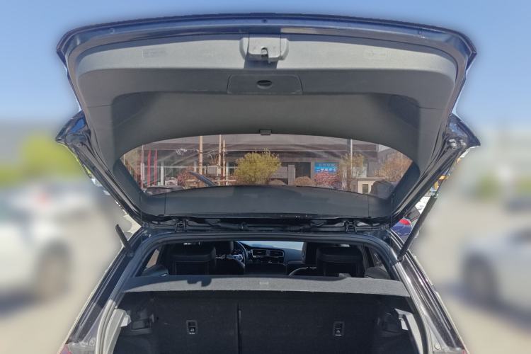 Used Volkswagen Golf 2019 280TSI DSG R-Line China VI Standard Trunk