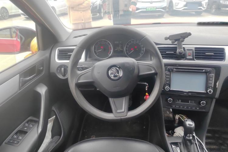 Used Skoda Rapid Spaceback 2014 1.4 TSI DSG Comfort Edition
