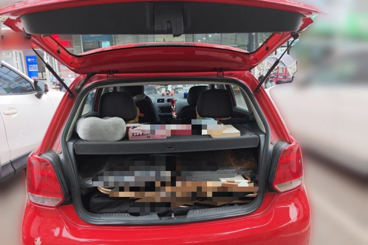 Used Volkswagen Polo 2011 1.6L Automatic ZhiShang Version Trunk