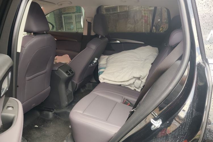 Used Buick Envision 2026 Model Equinox Plus 28T Two-Wheel-Drive Platinum Edition
