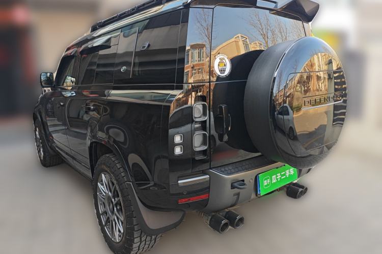 Used Land Rover Defender 2023 110 5.0T V8