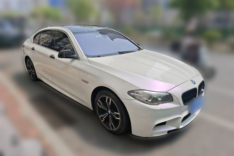 Used BMW 5 Series 2011 523Li Luxury Model
