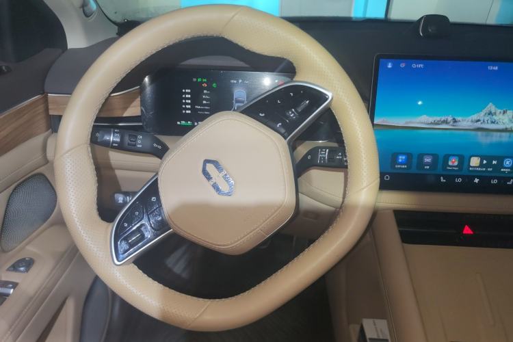 Used Hima AITO M7 2024 1.5T Four-Wheel Drive Plus Version 5 Seats
