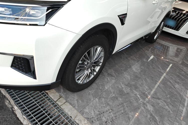 Used Venucia Star 2021 260T Automatic 48V Mild Hybrid Turbocharged Star Achieve Edition