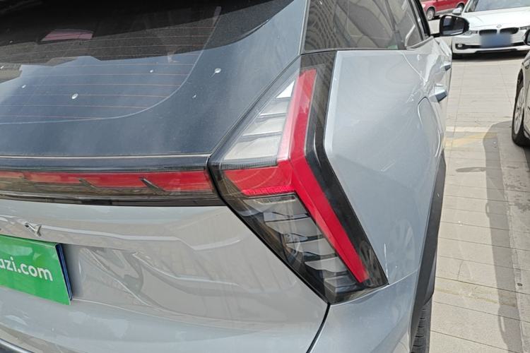 Used Geely Auto FX11 2023 2.0TD DCT Prestige Edition
