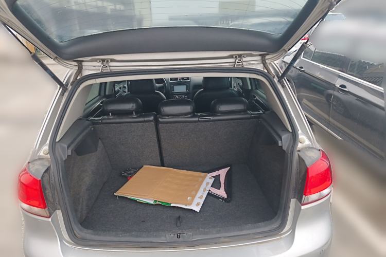 Used Volkswagen Golf 2012 1.4 TSI Manual Comfort Edition Trunk