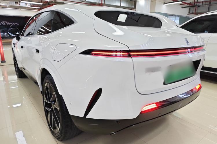 Used Avatr 11 2023 HarmonyOS Version Smart Enjoyment Upgrade Model 90-Degree Rear-Wheel Drive Edition Exterior 2