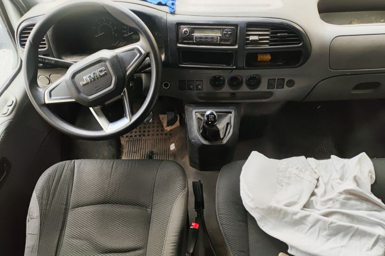 Used JMC Transit 2017 2.8T Commercial Version Short Wheelbase Mid-Roof 6/7/8-Seater JX493