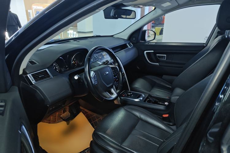 Used Land Rover Discovery Sport 2018 240 PS SE Version