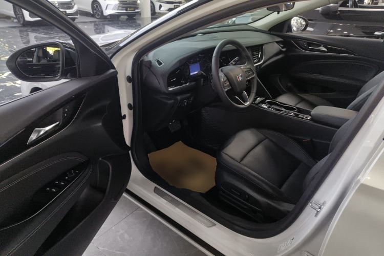 Used Buick Regal 2024 Revised 25T Ultra-Comfort Edition Driver Seat