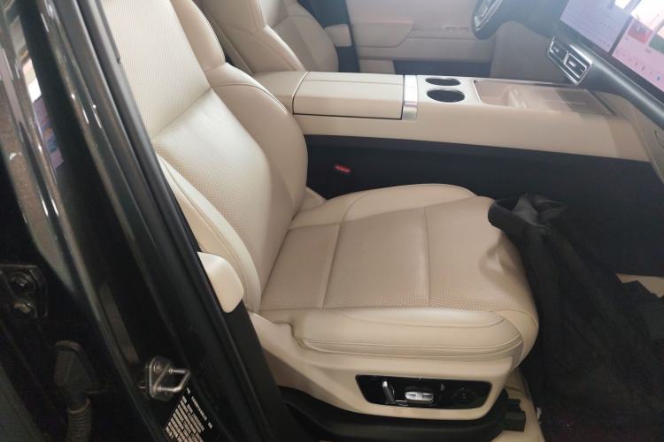 Used Li Auto L7 2023 Air model