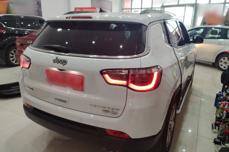 Used Jeep Compass 2017 200T Automatic Family Edition
