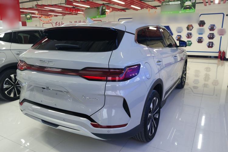 Used BYD Song PLUS New Energy 2024 Honor Edition EV 520km Flagship Model
