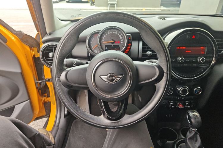 Used MINI MINI 2015 1.2T ONE Five-Door Edition
