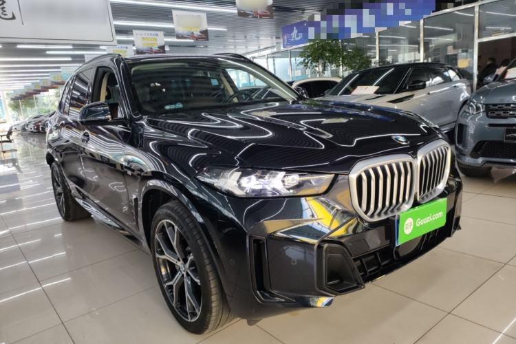 Used BMW X5 2023 xDrive 30Li Luxury M Sport Night Edition Package
