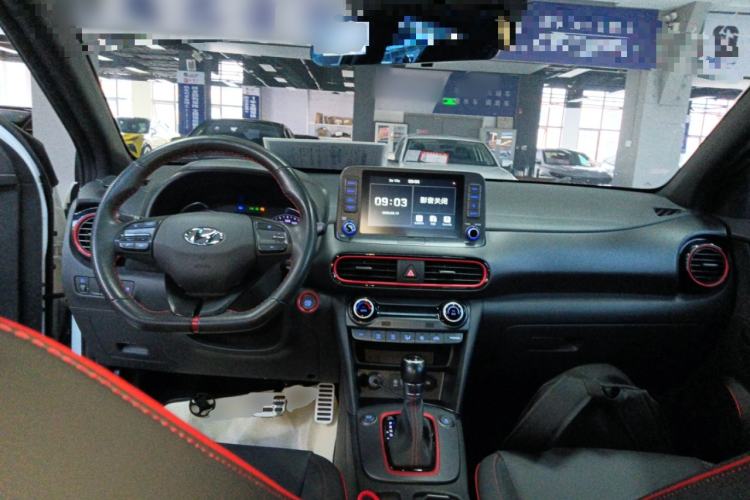 Used Hyundai ENCINO 2018 1.6T Dual-Clutch ZhiPao Edition China V Standard Center Console