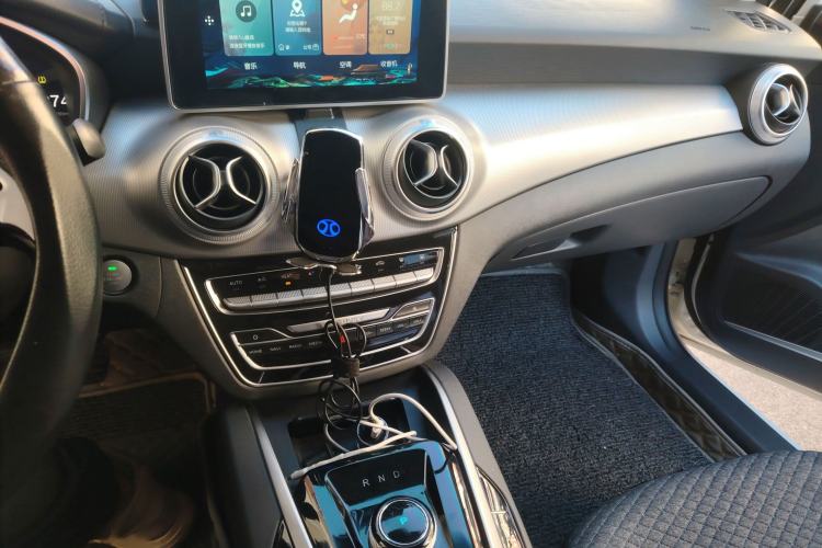 Used BAIC Beijing EU5 2018 R550 Smart Trend Edition
