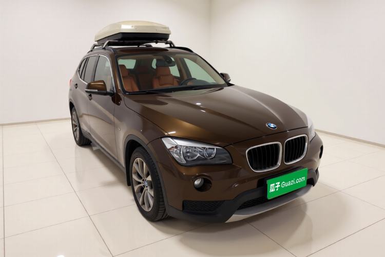 Used BMW X1 2013 sDrive18i Fashion Model Front Right 45 Deg