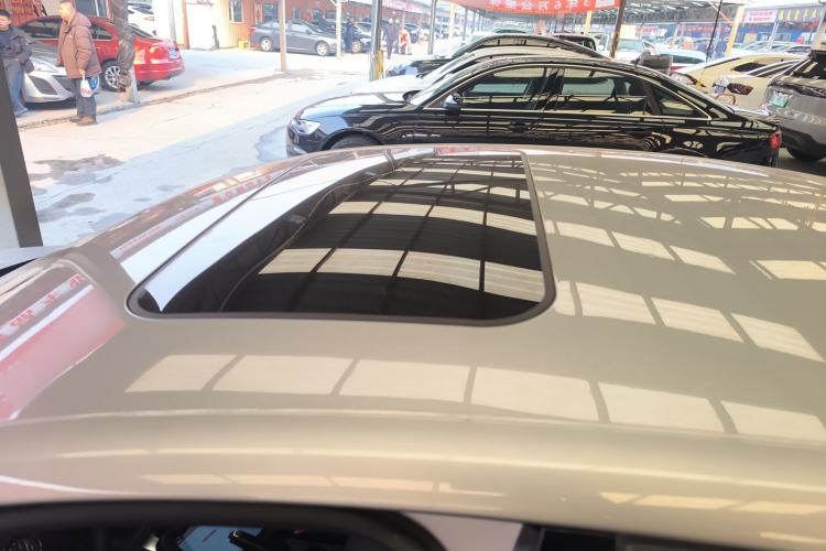 Used Volkswagen Sagitar 2014 Revised Version 1.6L Automatic Leading Edition
