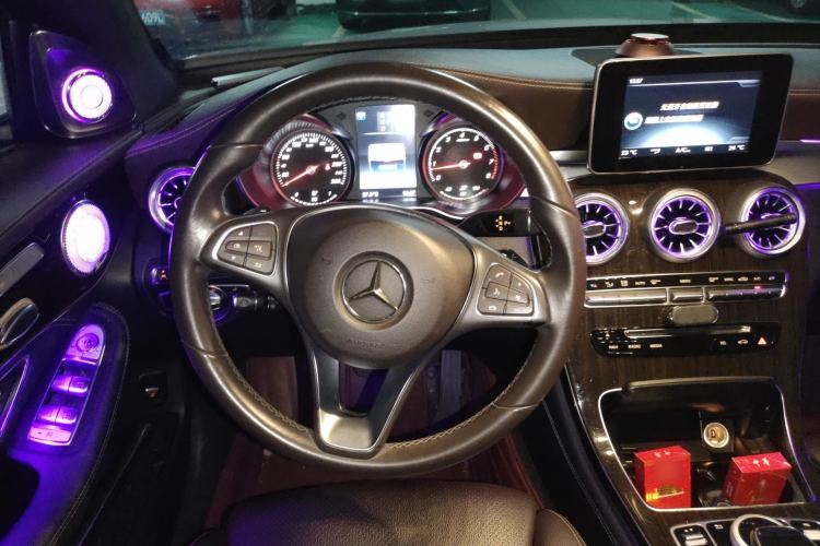 Used Mercedes-Benz GLC 2017 GLC 260 4MATIC Luxury Model