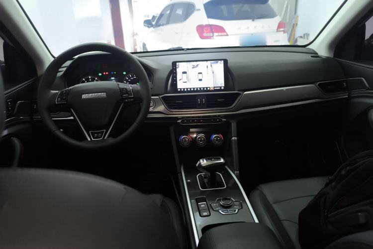 Used Haval H6 2018 Red-Label Sport Edition 1.5T Automatic Two-Wheel Drive Elite Model Center Console