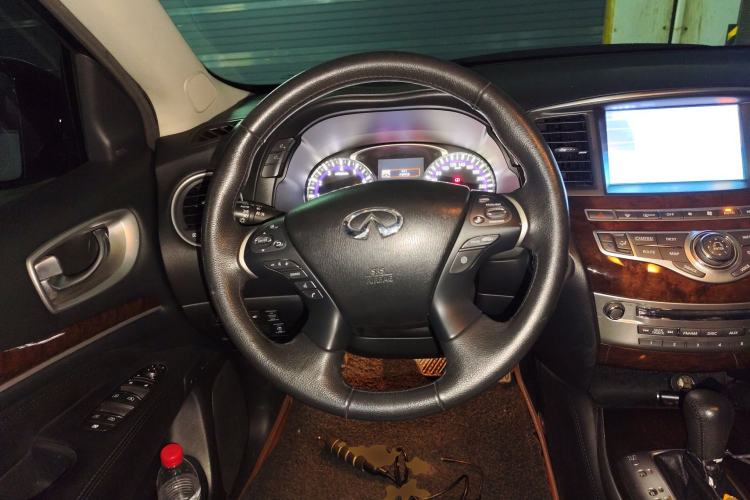 Used Infiniti JX 2013 JX35 4x4 All-Terrain Edition
