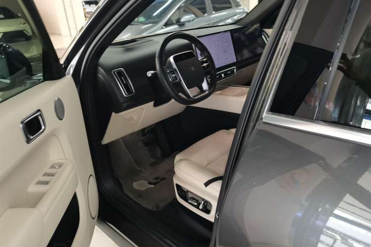 Used Li Auto L7 2023 Pro Model
