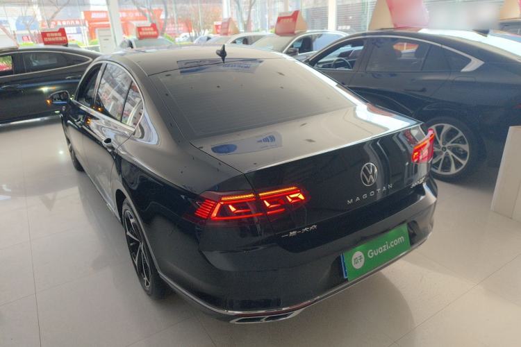 Used Volkswagen Magotan 2025 Revised Version Zhongxiang Edition 330TSI DSG Luxury Trim