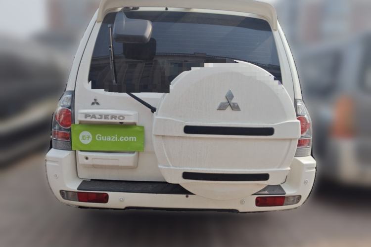 Used Mitsubishi Pajero 2011 V73 3.0L MT GL Rear