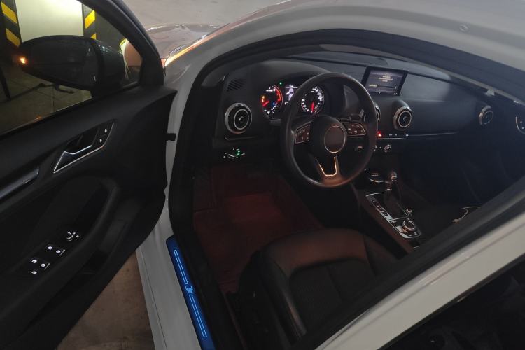 Used Audi A3 2019 Limousine 35 TFSI Fashion Edition China VI Emission Standard