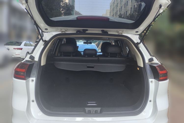 Used Geely Auto Emgrand X7 Sport 2020 1.8TD DCT Two-Wheel Drive Smart Connect 4G-Enabled Version
