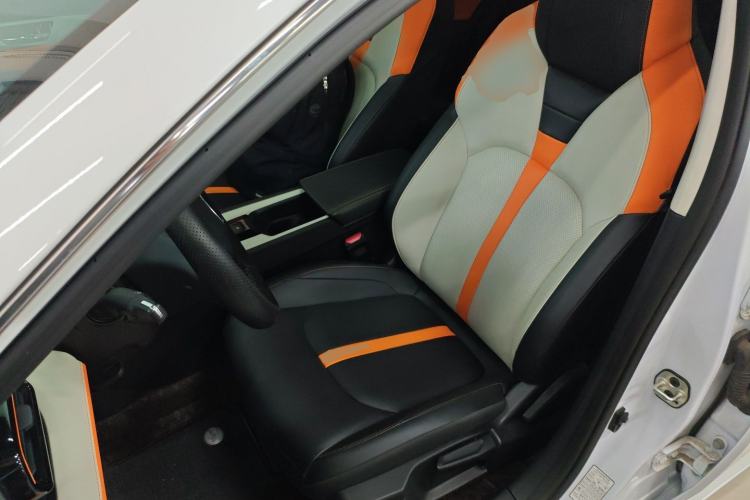 Used Dongfeng Aeolus Yixuan 2023 Mach Edition 1.5L Automatic Chasing Shadow Version
