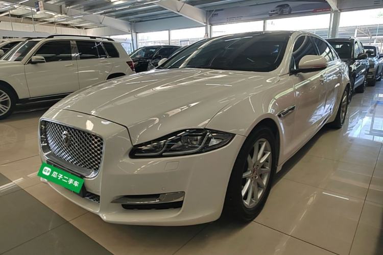 Used Jaguar XJ 2016 XJL 2.0T Two-Wheel-Drive Elegant Business Edition Guazi used car, China used car export, Used car for sale, Used cars, Cheapest cars for sale