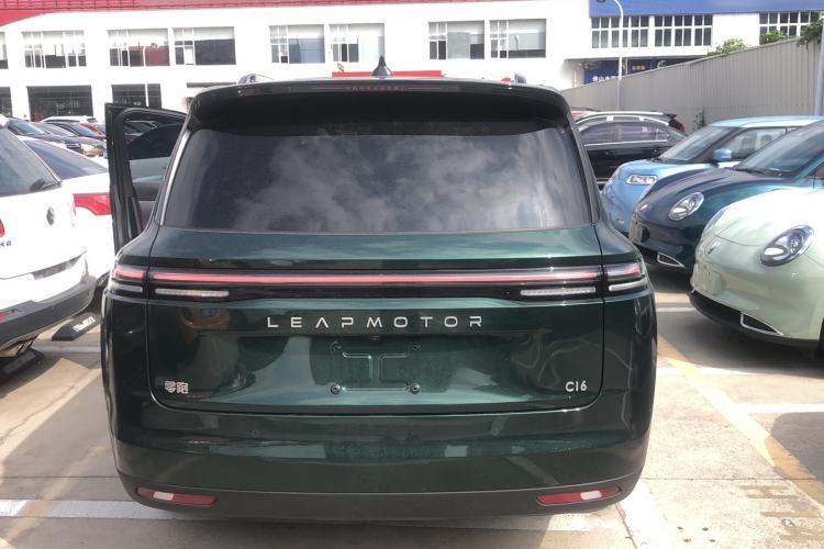 Used Leapmotor C16 2024 Pure Electric 520 Deluxe Edition