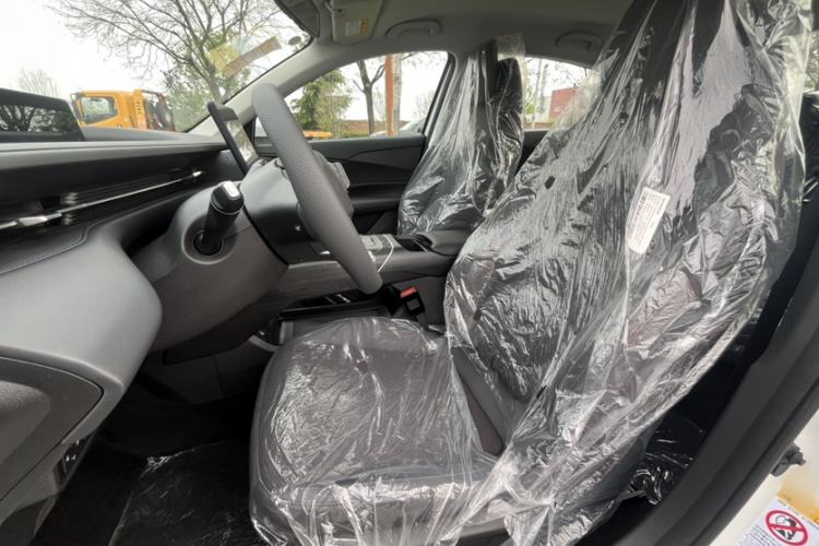 Used CHANGAN Eado PHEV 2025 Smart New Blue Whale 145KM High-Energy Edition Interior 5