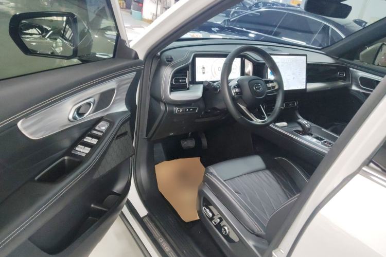 Used GAC Trumpchi GS8 2025 Linghang Series 2.0 TGDI Two-Wheel-Drive Luxury Edition 5 Seats Driver Seat