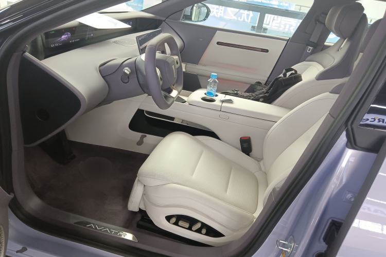 Used Avatr 06 2025 Pro Range-Extended Edition
