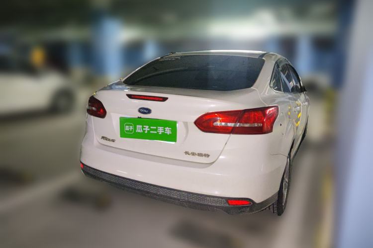 Used Ford Focus 2015 Sedan 1.6L Automatic Comfort Model
