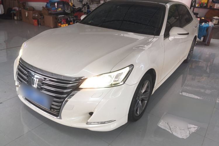 Used Toyota Crown 2015 2.0T Fashion Edition